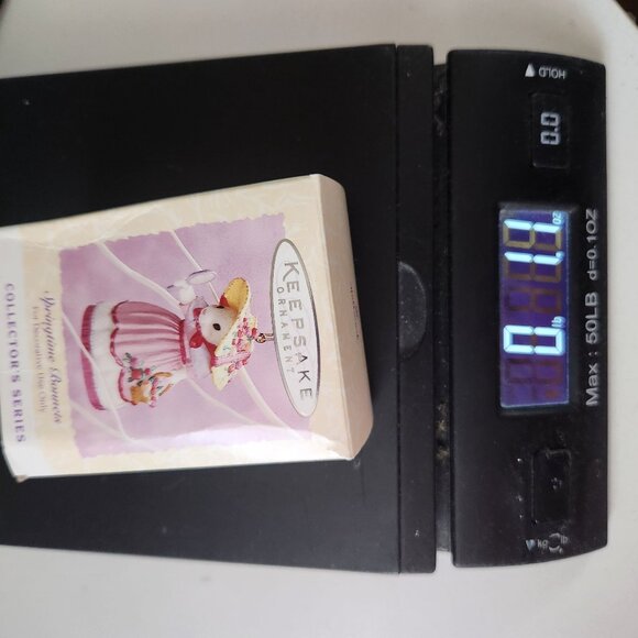 1994 Hallmark Vintage Keepsake Ornament "Springtime Bonnets Series 2" Collectibl - Picture 9 of 9